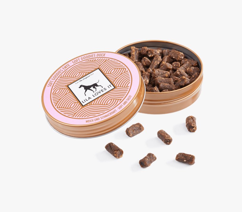 Меки Лакомства с Патешко Месо Lila Loves It - 60г Меки лакомства с патешко месо Lila Loves It в кутия, идеални за кучета и обучение.