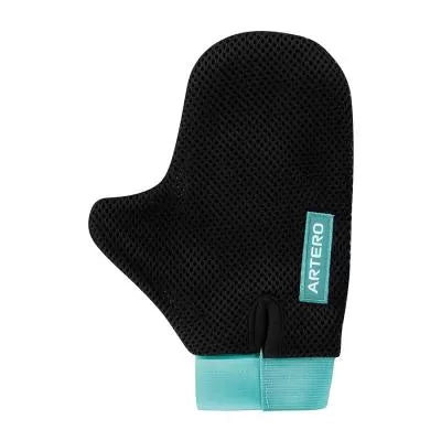 ARTERO KIRA single glove for pet hair removal, breathable and waterproof with rubber teeth for effective grooming.