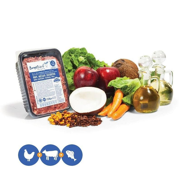 BoneBarf BARF menu with chicken, beef, sardines, vegetables, and oils for healthy dog nutrition.